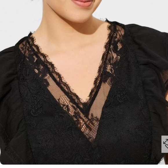 Torrid Crinkle Chiffon Peplum Lace Ruffle Sleeve Top size 3x - Picture 3 of 4